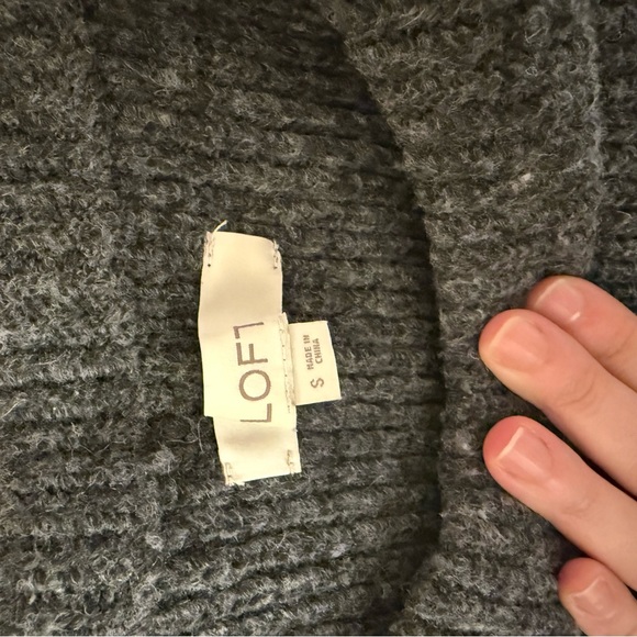 LOFT Chunky Knit Tunic Sweater - Picture 3 of 3